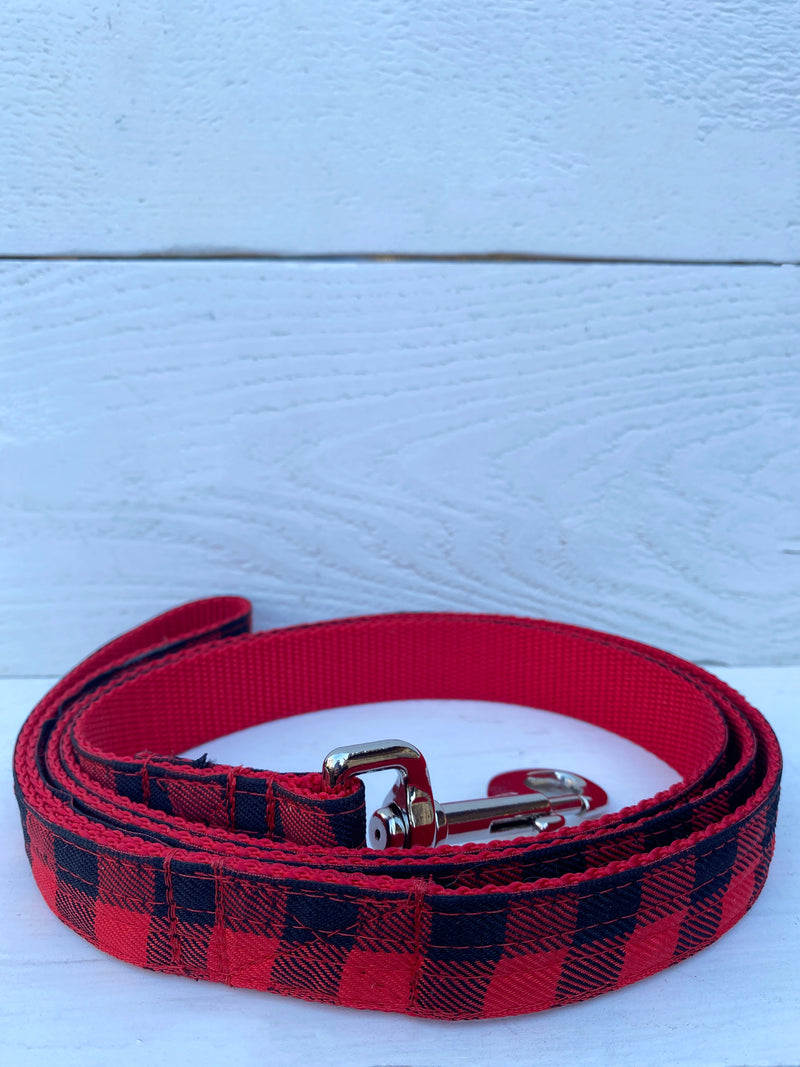 Red Plaid Leash